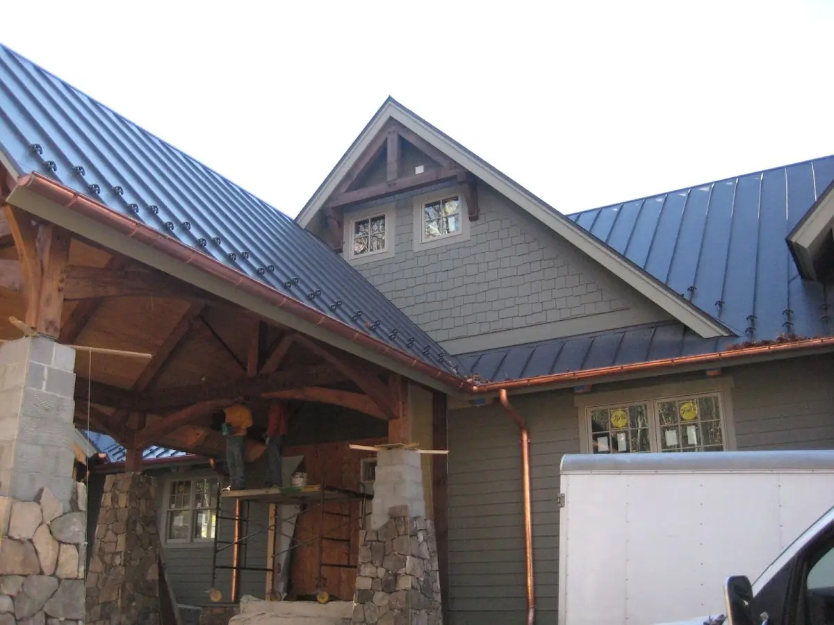 Craftsman Roofing team delivering quality roofing work in East Massapequa